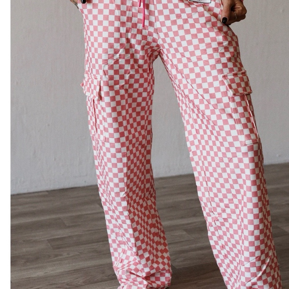 Pink fighter Checkered sweat Pants breast cancer awareness cargo pants run small - Picture 3 of 10